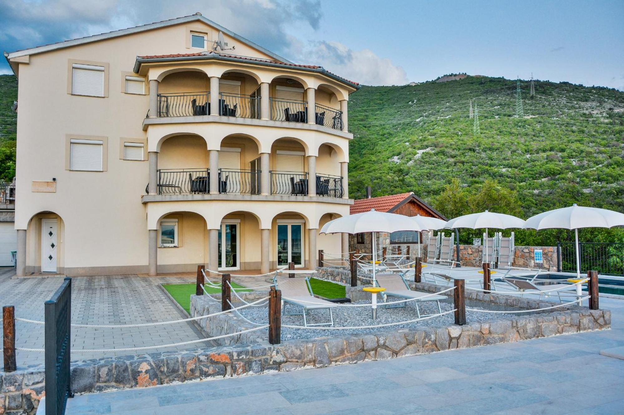 Sea View Apartment Sveti Juraj Exterior photo